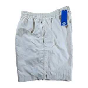 ADIDAS  MEN TREFOIL ESSENTIALS WOVEN SHORTS LARGE WONDER WHITE‎ JX3905 NWT